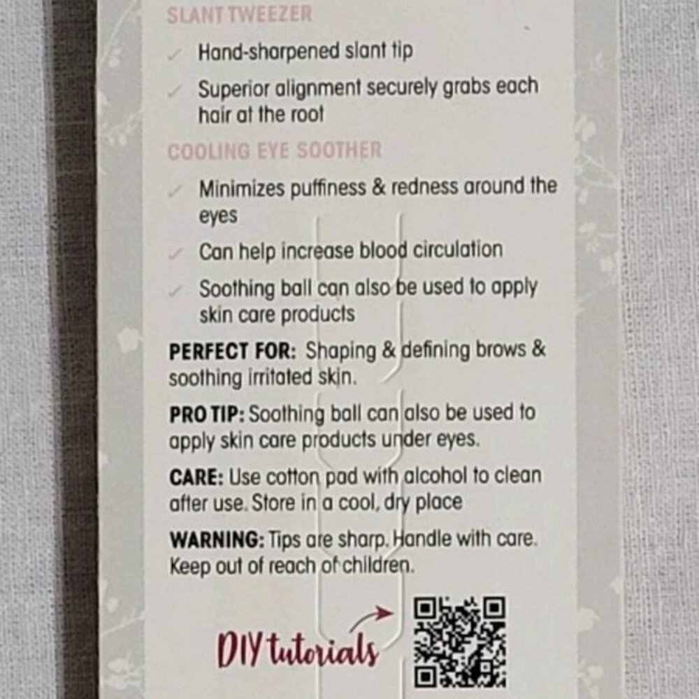 JAPONESQUE Shape & Soothe Tweezer 2-in-1 Tool Slant Tweezer - Picture 3 of 5